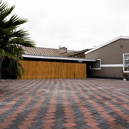Albrine Lodge Bellville Exterior foto
